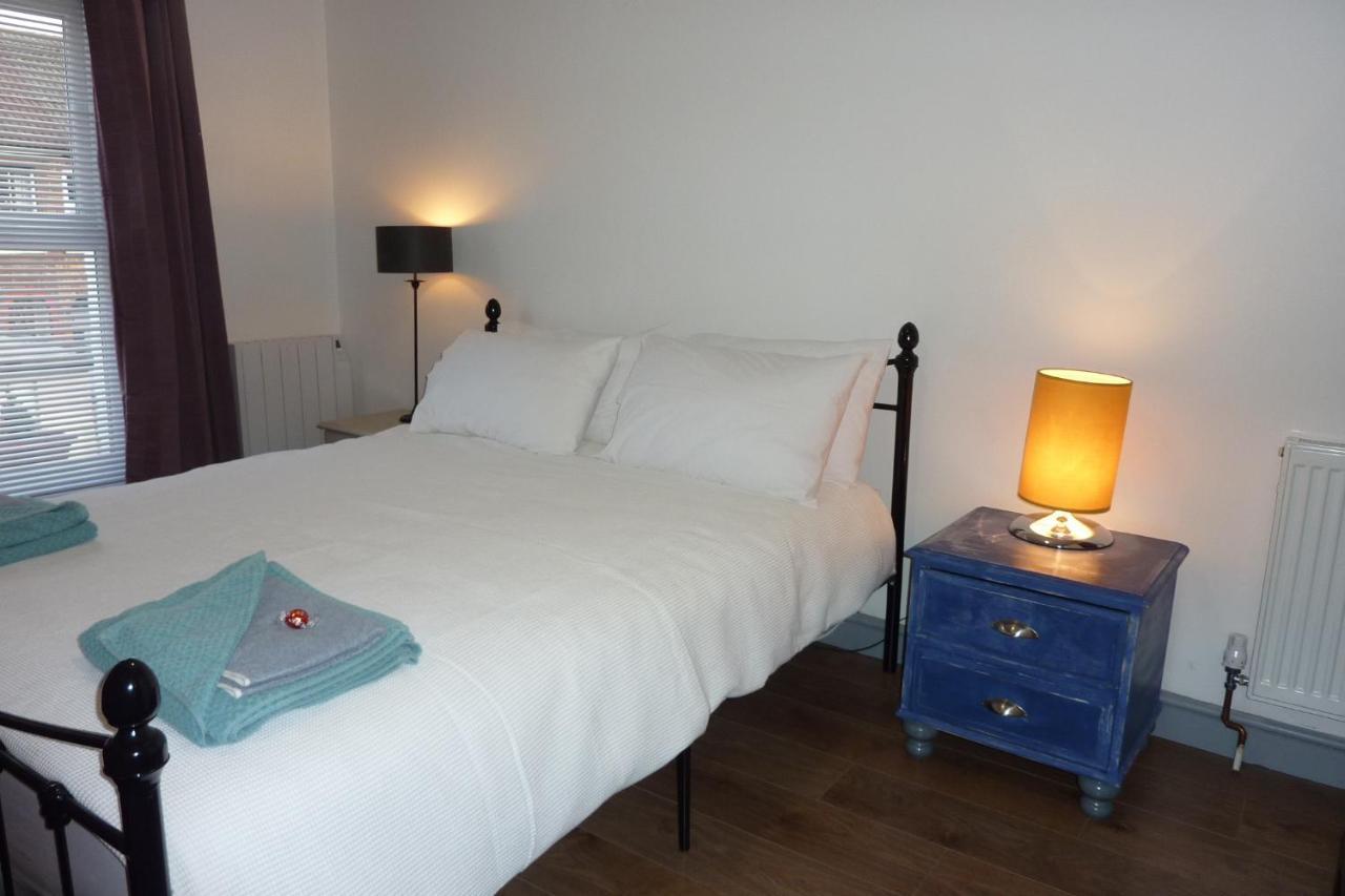 A Wonderful Place In The Hub Of The City, Yet On The Edge Of The Countryside Salisbury Zewnętrze zdjęcie